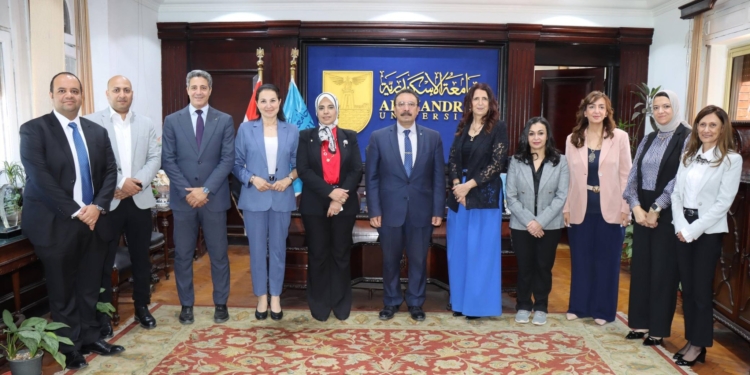 جامعة الإسكندرية تستقبل وفد هيئة فولبرايت لبحث سبل تعزيز التعاون الأكاديمي والبحثي