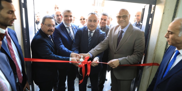 وزير التعليم العالي يفتتح مشروعات صحية كبرى بجامعة الإسكندرية بتكلفة 632 مليون جنيه