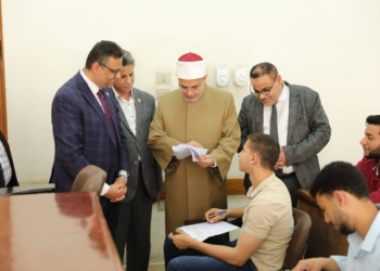 رئيس جامعة الأزهر يتابع سير امتحانات نهاية الفصل الدراسي الثاني بكليتي اللغات والترجمة والإعلام للبنين