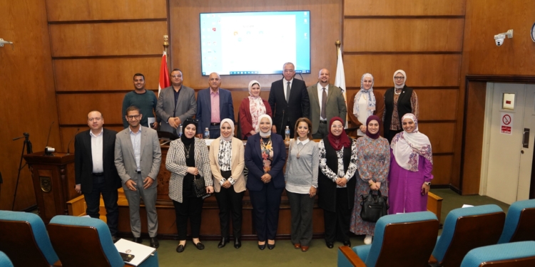 معهد التخطيط القومى يعقد سمينار شباب الباحثين حول: دور الاندماج فى سلاسل القيمة العالمية فى تعزيز أداء الصادرات الصناعية المصرية