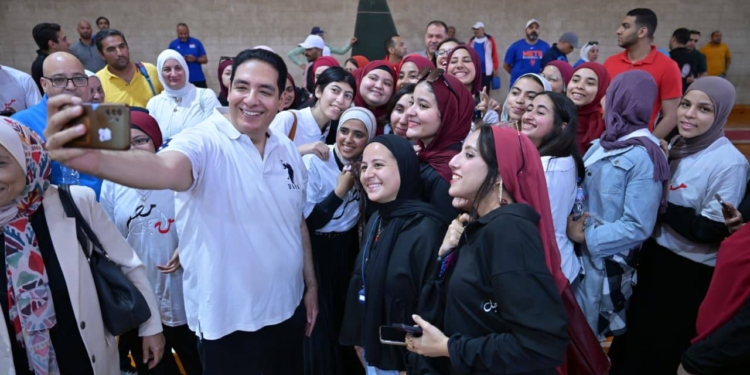 تحت شعار “معًا على طريق النجاح” .. جامعة القاهرة تنظم يومًا رياضيًا متكاملًا بمشاركة واسعة من قياداتها ومنتسبيها