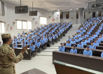 1200 طالب في دورة التربية العسكرية بجامعة العاصمة لصناعة الوعي وتعزيز الانتماء