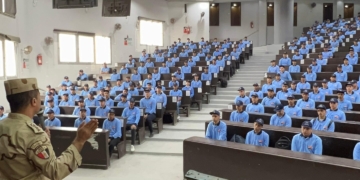 1200 طالب في دورة التربية العسكرية بجامعة العاصمة لصناعة الوعي وتعزيز الانتماء