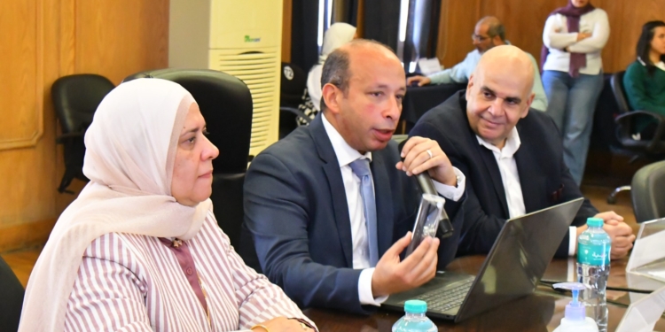 طب قصر العيني يوافق على قبول 500 وافد العام الدراسي الجديد ويعتمد قواعد التحويل