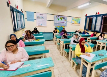 بث مباشر من داخل لجنة الامتحانات وعرض الأسئلة والداخلية تتحرك