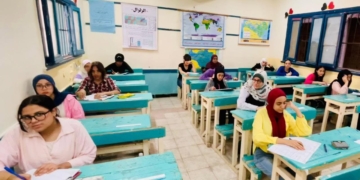 بث مباشر من داخل لجنة الامتحانات وعرض الأسئلة والداخلية تتحرك