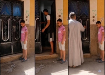 طفل بين أبوين وجد.. فيديو مؤلم يوثق لحظات تخلي الجميع عنه في الشارع