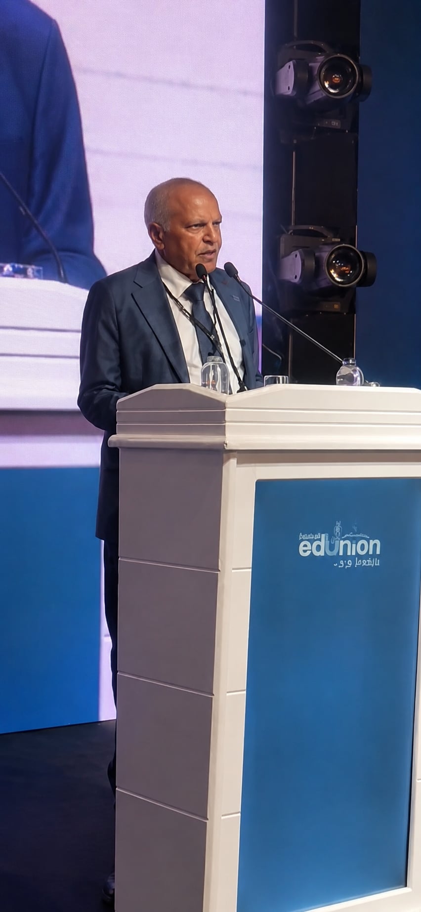 «الزناتي» بمنتدى اسطنبول: حقوق المعلمين المؤقتين ستشمل الأجر العادل والتغطية التأمينية