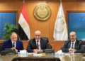 الثانوية العامة 2026.. «عبداللطيف» يتابع انتظام أول أيام الامتحانات من غرفة العمليات