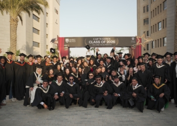 جامعة الأمير إدوارد بالجامعات الكندية تحتفل بخريجي الدفعة الخامسة بالقاهرة
