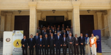 برنامج تدريبي متكامل لإعداد المرشحين لشغل منصب رئيس جامعة