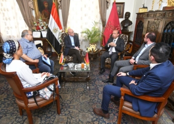 عميد طب قصر العيني يستقبل وفداً هولندياً لتطوير منظومة التدريب الطبي الرقمي