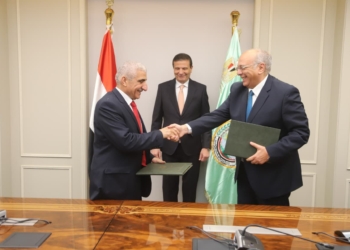 رئيس مركز بحوث الصحراء يفتتح الدبلوم المهني الدولي لحساب البصمة الكربونية