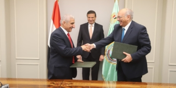 رئيس مركز بحوث الصحراء يفتتح الدبلوم المهني الدولي لحساب البصمة الكربونية
