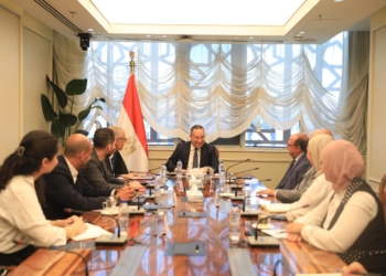 وزير التعليم العالي يتابع مستجدات إنشاء جامعة البحر المتوسط
